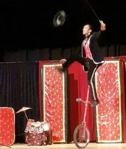 Polino Jongleur